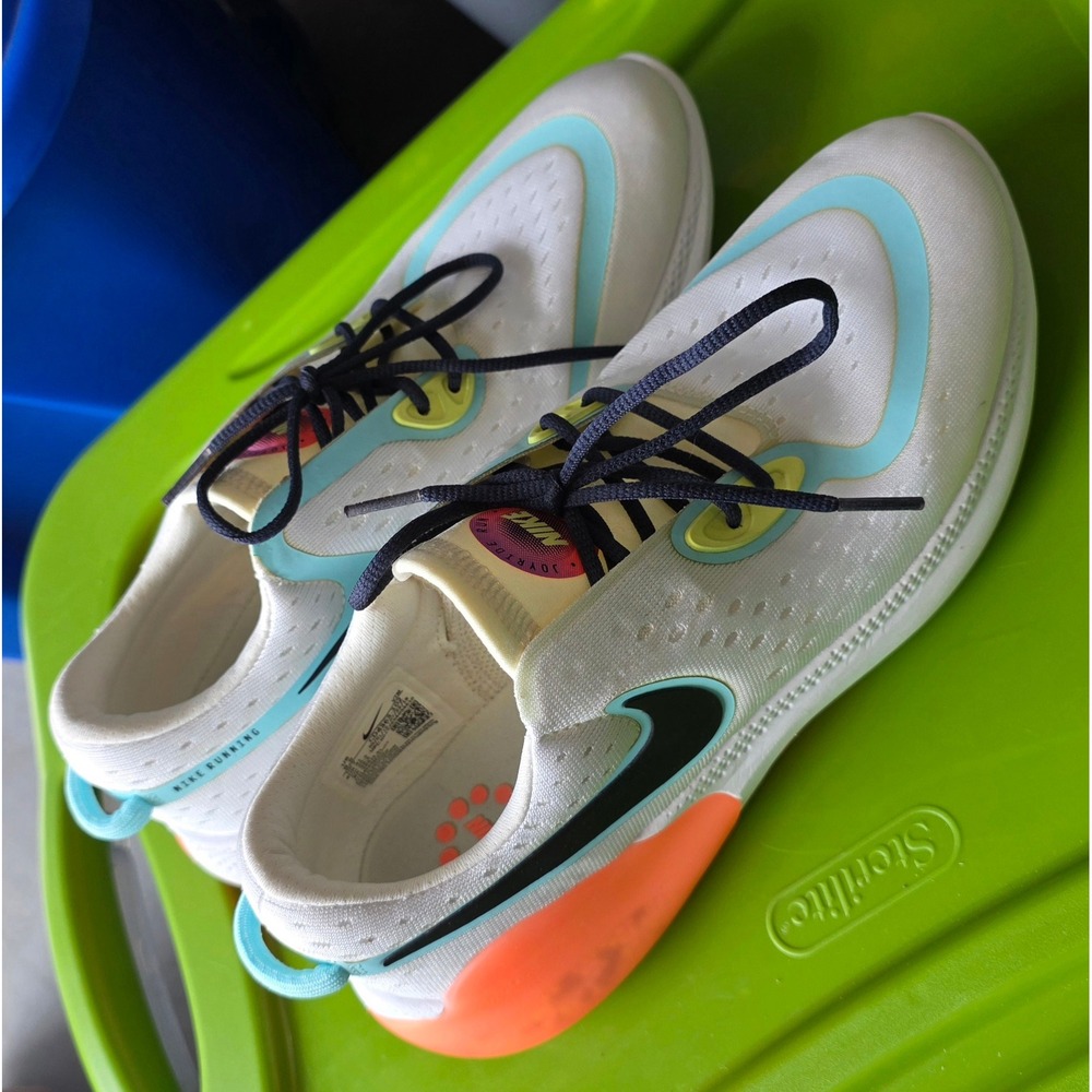 Nike Joyride Run Flyknit White Racer Blue Sunburst CD4363-102 Womens 9.5